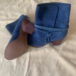 Splendid boots!! Size 8M blue suede